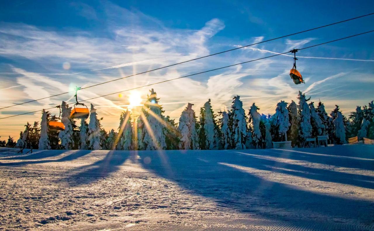 K2 Aparthotel Klinovec Views - Mezonet Apt Loučná pod Klínovcem Exteriör bild