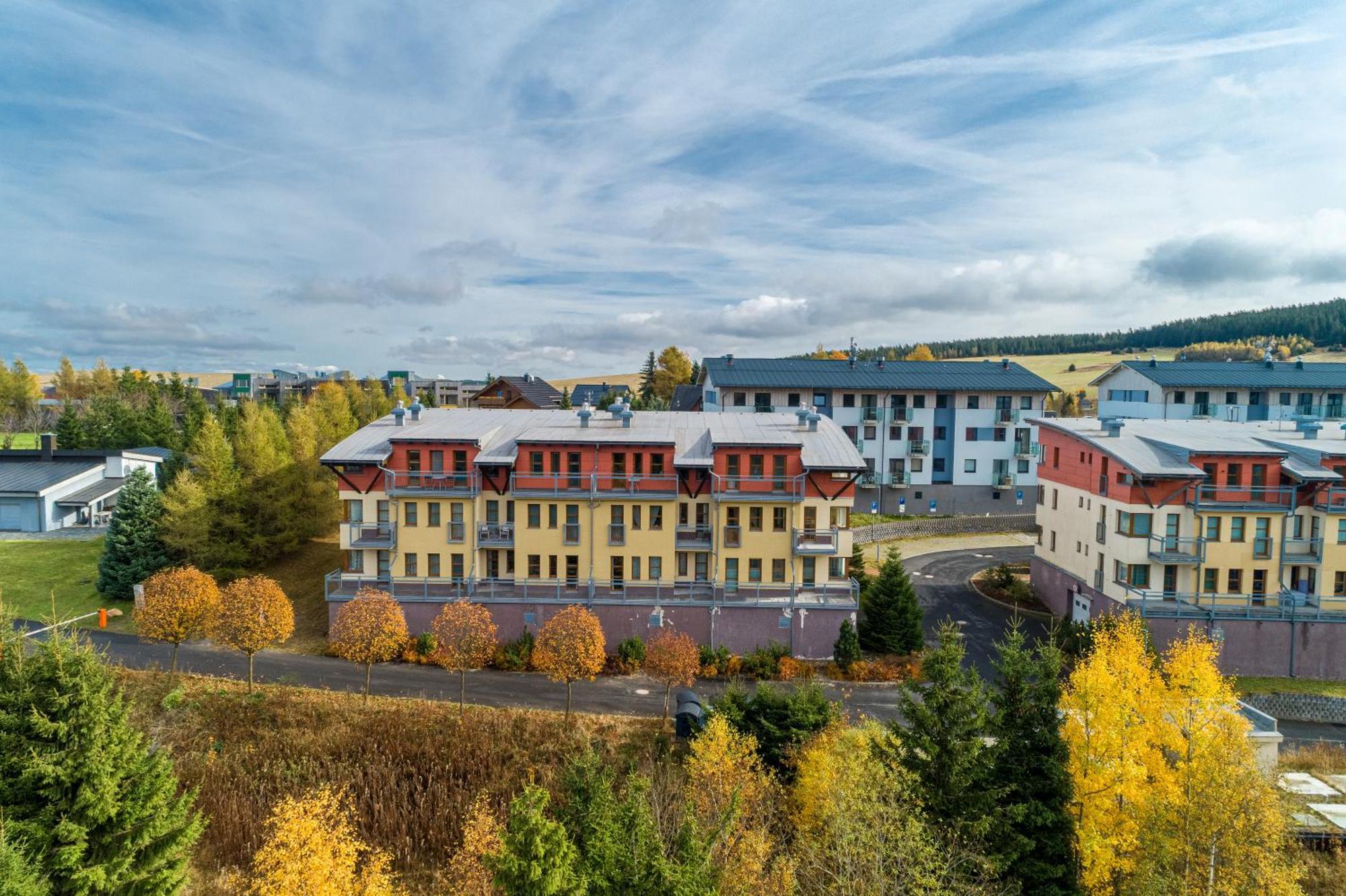 K2 Aparthotel Klinovec Views - Mezonet Apt Loučná pod Klínovcem Exteriör bild
